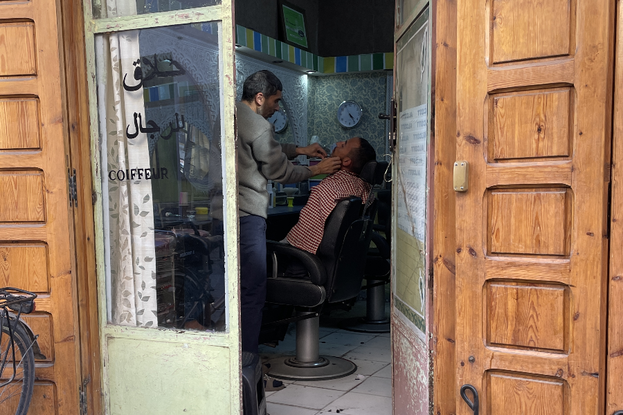 Barbier traditionnel pour ces messieurs - ©Les petites expériences