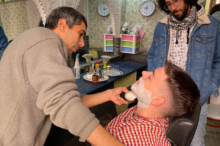 Expérience barbier traditionnel dans la médina - ©Les petites expériences