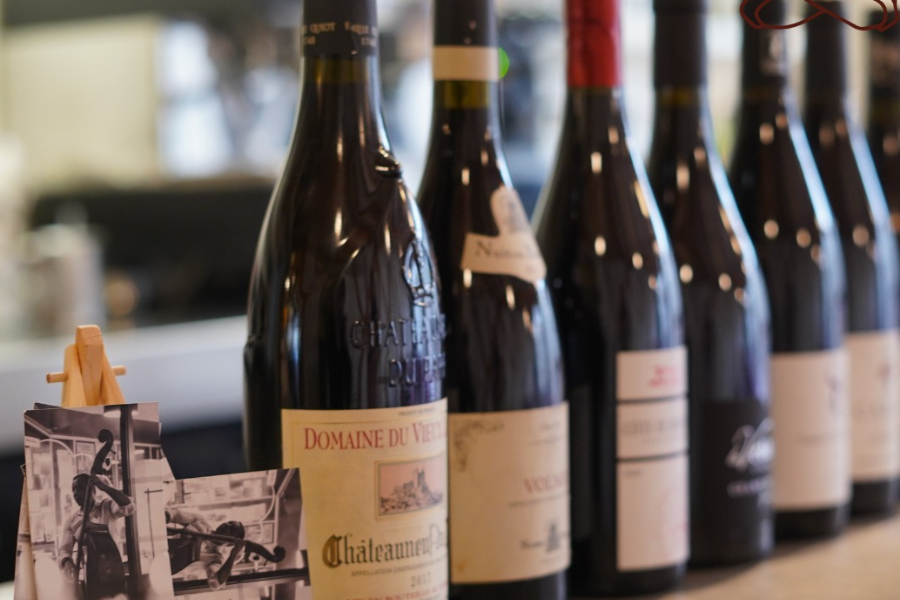 Tonton restaurant selection de bons vins pour le repas - ©Tonton restaurant