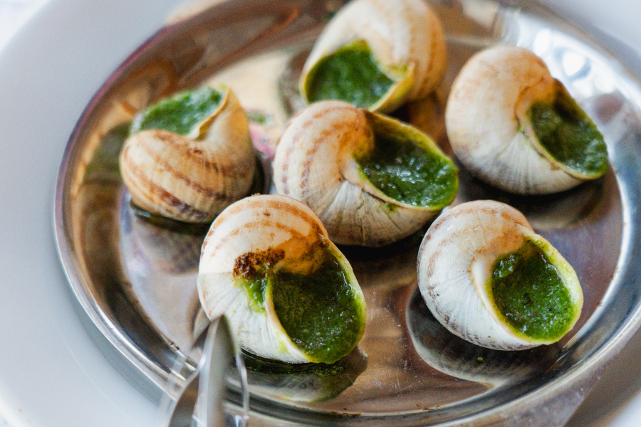 Tonton restaurant escargots francais à l'ail bistro paris sévres - ©Tonton restaurant