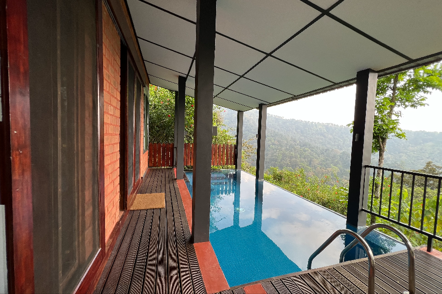 Luxury Honeymoon resort with private pool in Kerala. - ©own photo