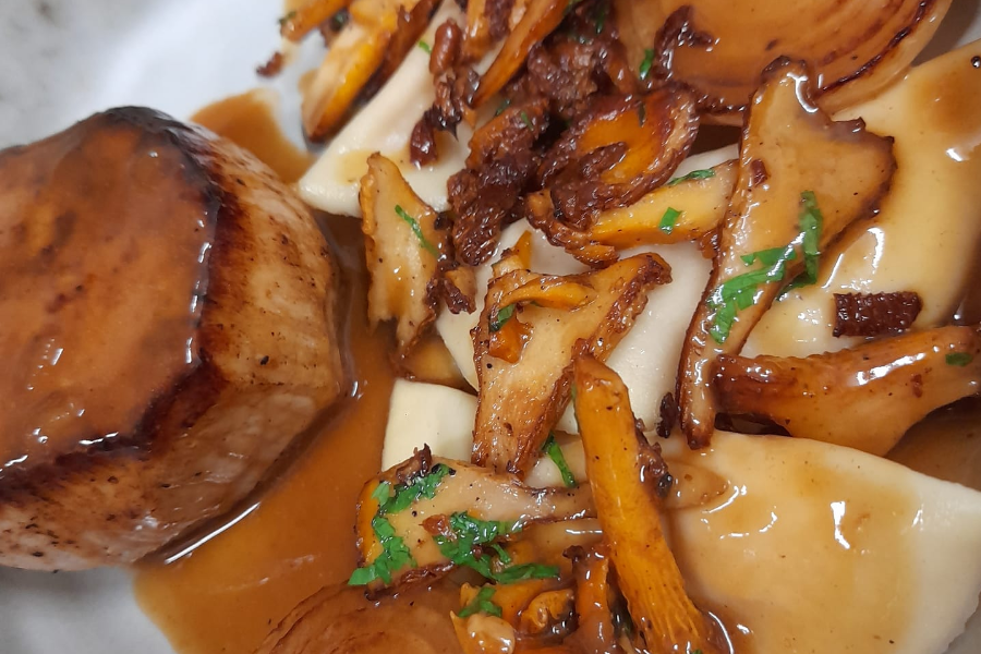 Veau, champignons, ravioles butternut