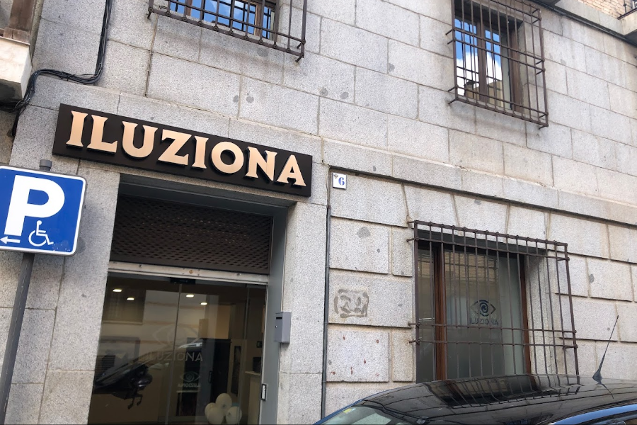 ILUZIONA