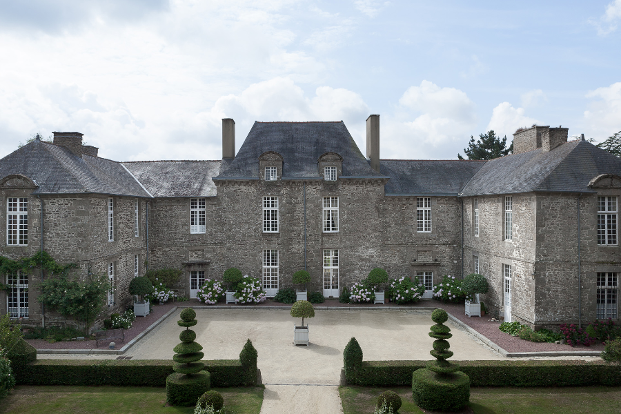 Chateau de la Ballue - cour d'honneur - ©Chateau de la Ballue