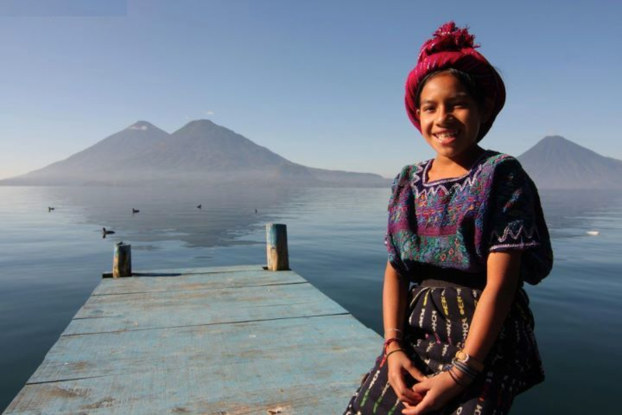 Maya au bord du lac - ©TERRA GUATEMALA