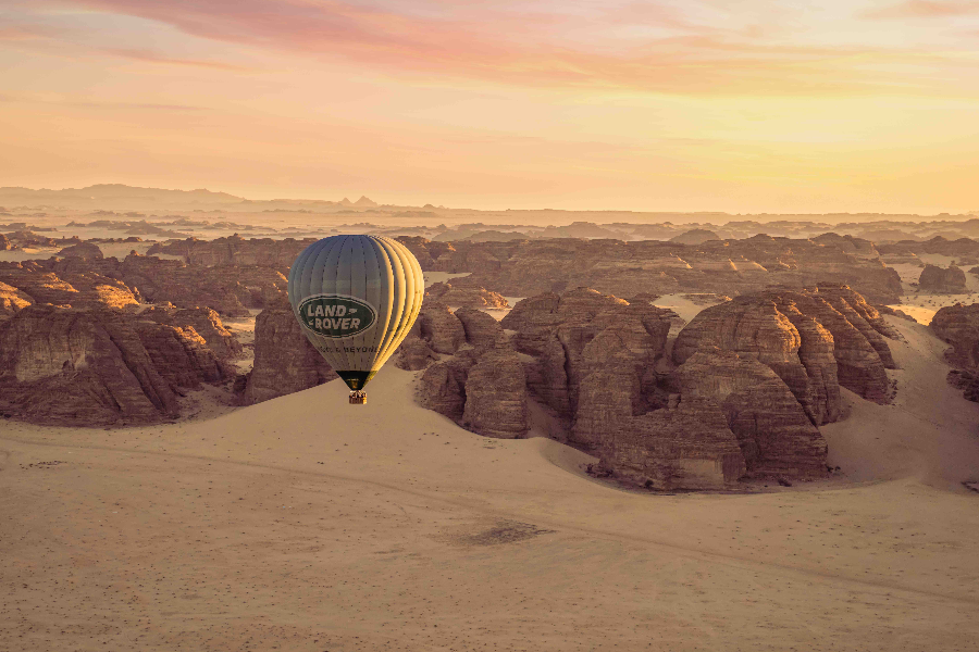 Montgolfière au-dessus d'AlUla - ©Hero Balloon Flights Saudi