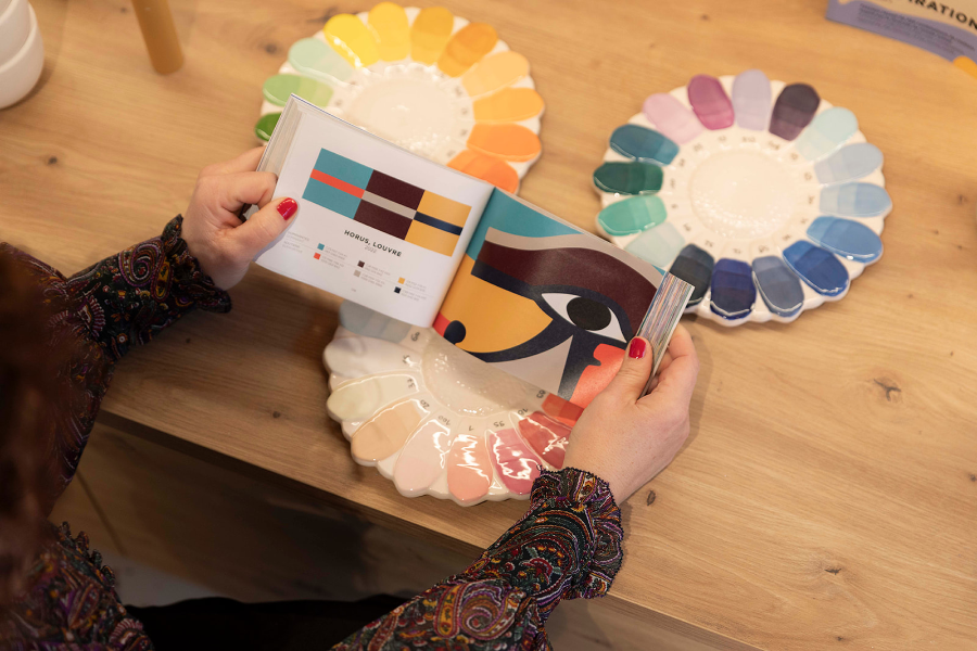 Choix des couleurs - Atelier décor sur céramique - L'Emaillerie Rennes