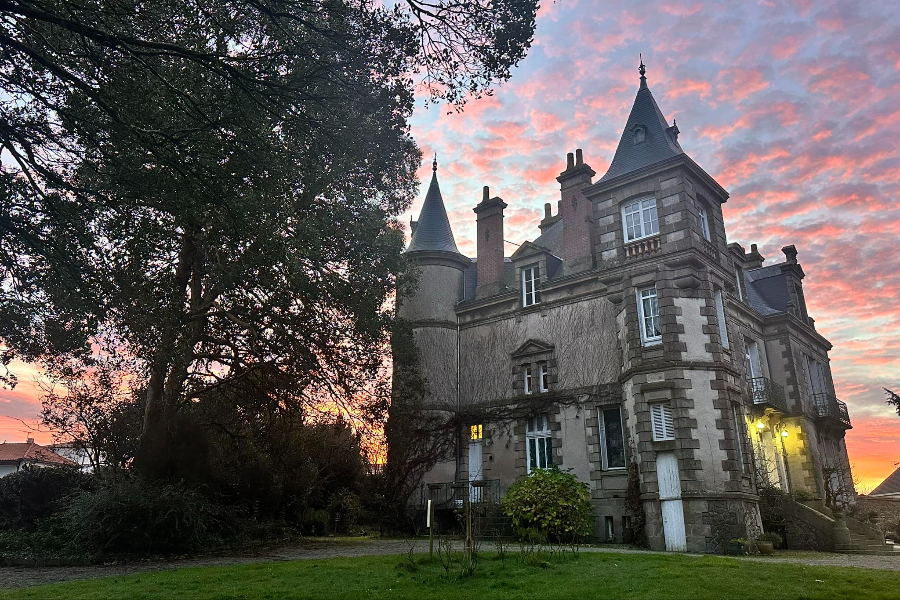 LE CHATEAU DES TOURELLES EN VENDEE