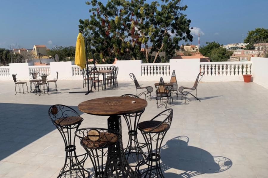 LA TERRASSE GUESTHOUSE ISLAND