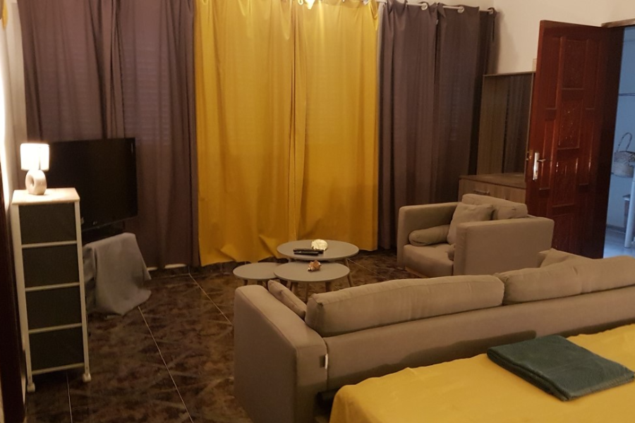 LA TERRASSE GUESTHOUSE ISLAND