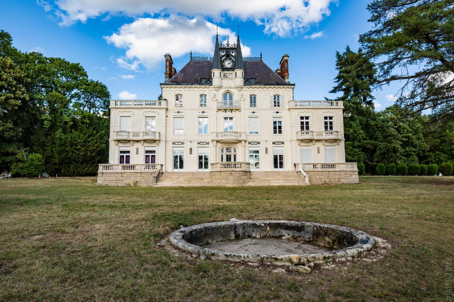 - - ©Château de la Rocherie