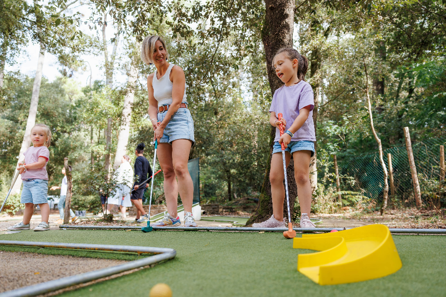 Mini-Golf Talmont Saint Hilaire proche sables d'olonne Loisirs famille - ©In Frame Photographie