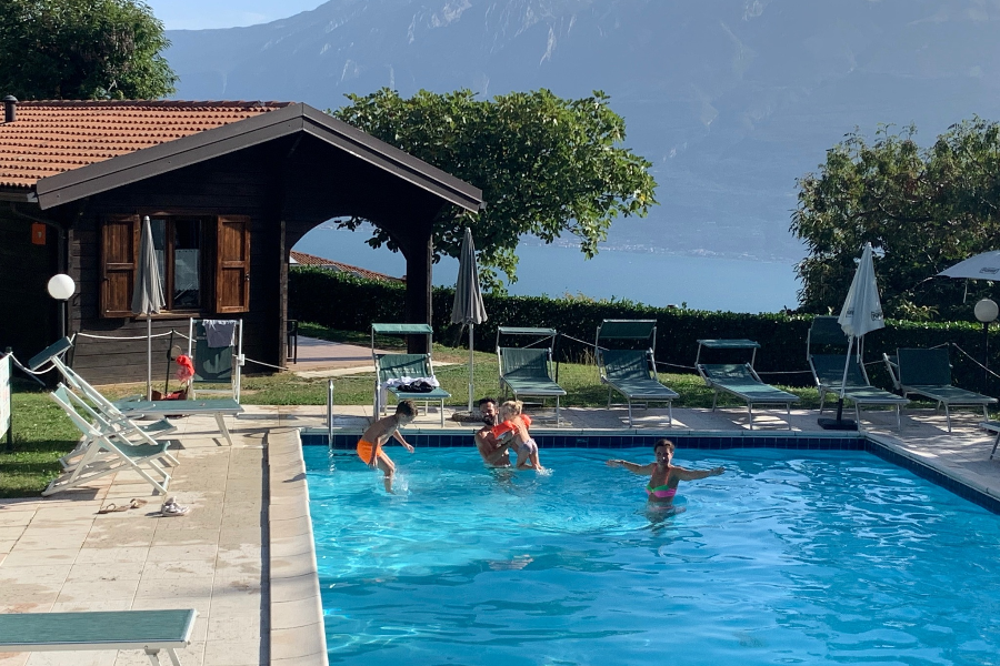 RESIDENCE MONTE GARGNANO