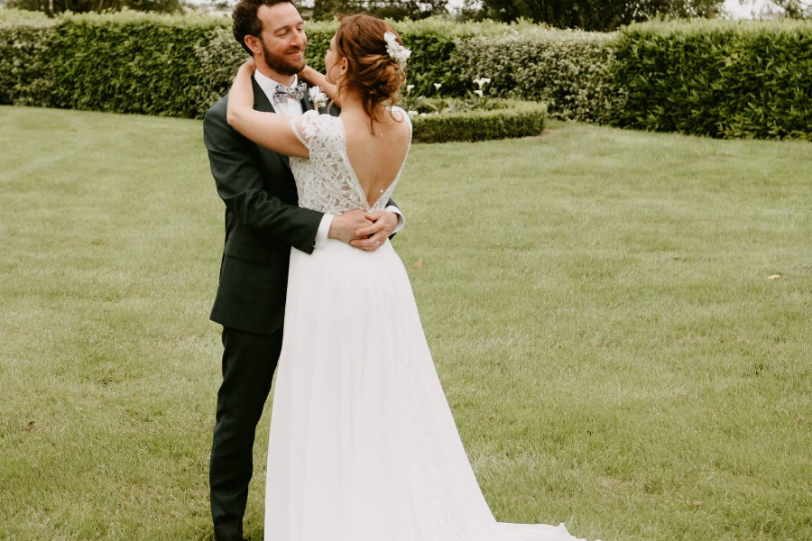 LA MARIÉE AU NATUREL