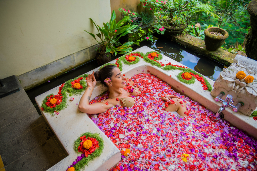 FLOWER BATH