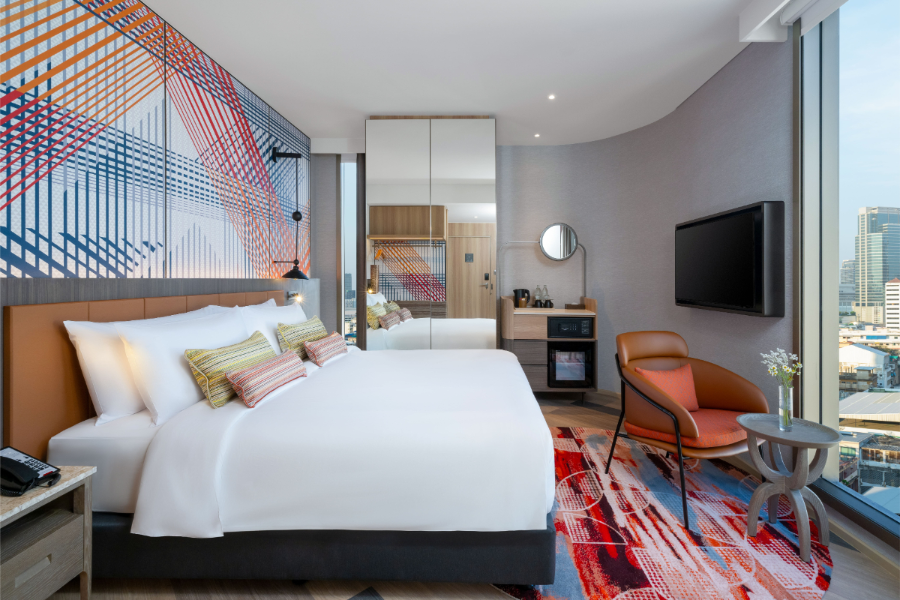 Deluxe Corner Room