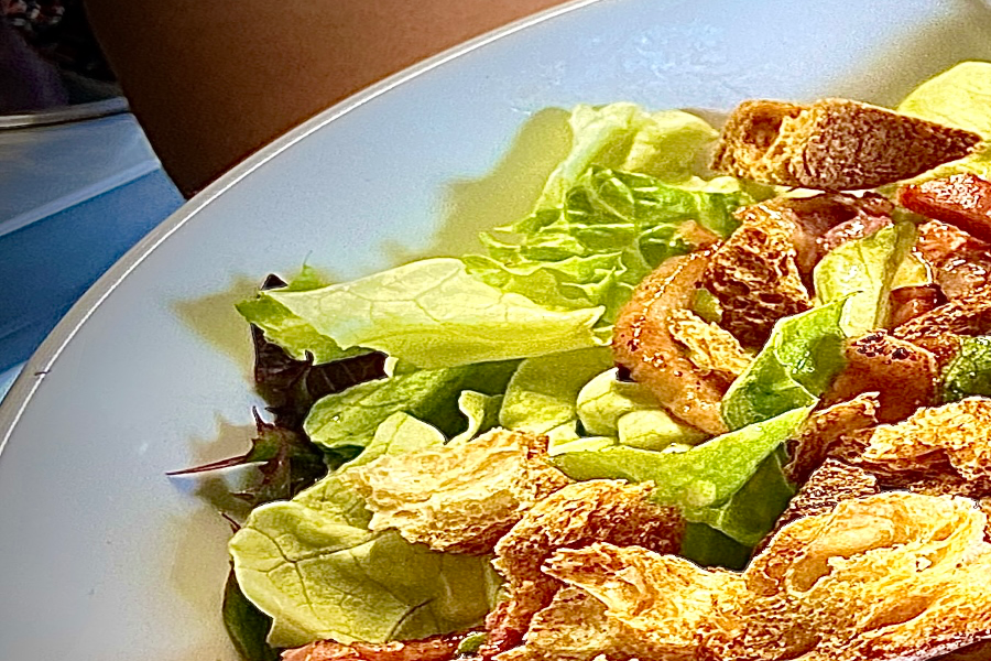 Salade Lyonnaise à la carte