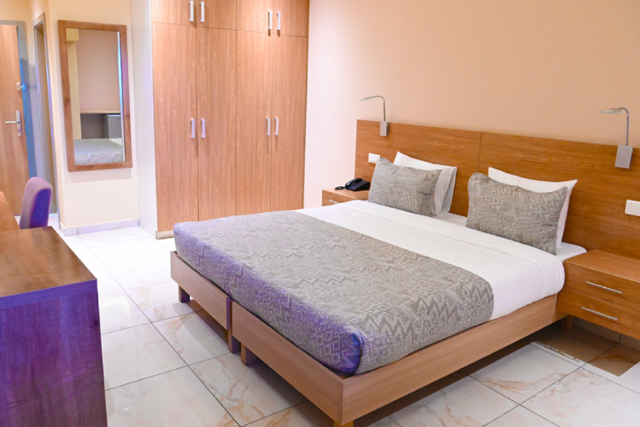 BUSINESS HOTEL ASTRAL