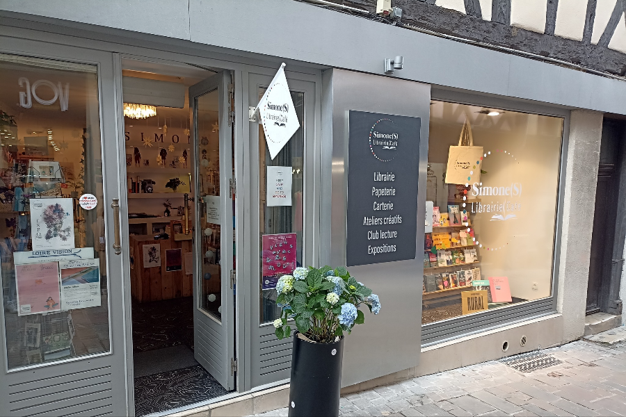 Librairie, papeterie, carterie - ©SIMONE.S LIBRAIRIE CAFÉ