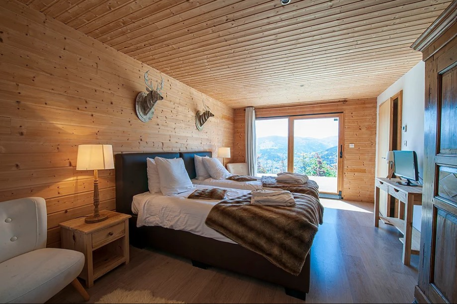  - ©CHALETS DE LA MARCAIRIE