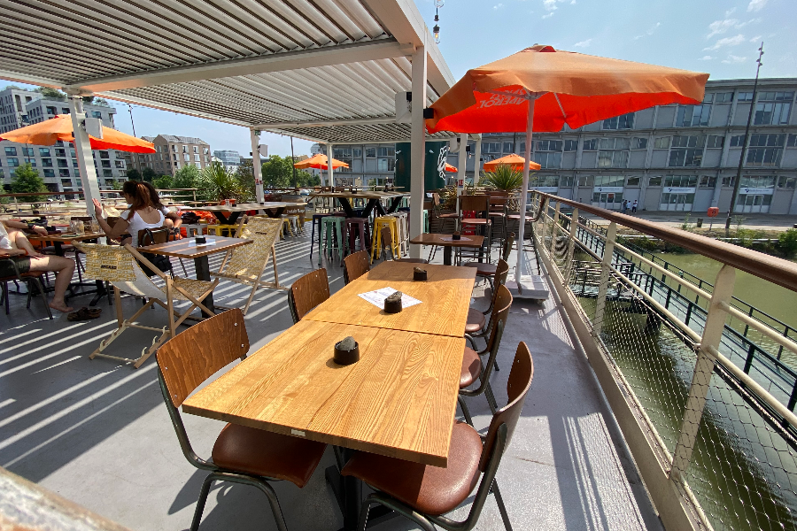 OZ BOAT Rooftop,