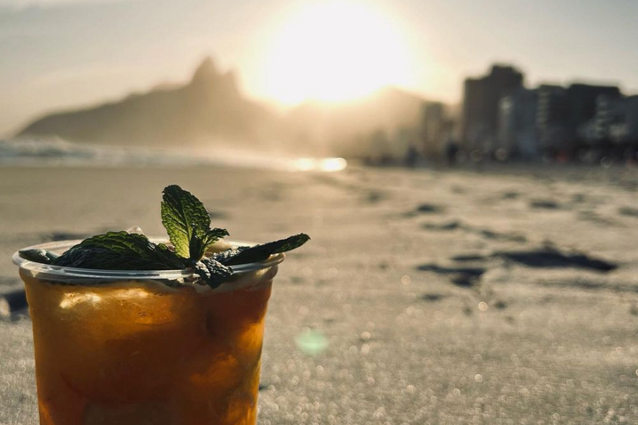 Pause Caipirinha à Ipanema - ©Vidigal RIO Tour