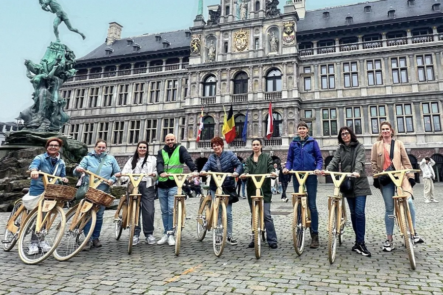  - ©ANTWERP BIKE TOURS