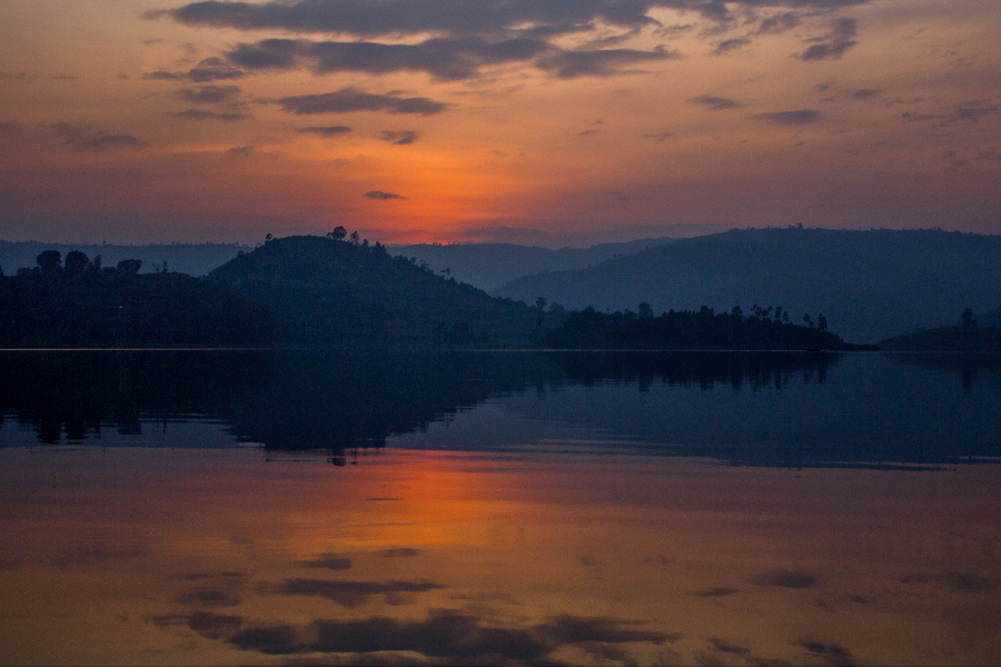 Sunset view from the OM - ©OM HOSTEL BUNYONYI