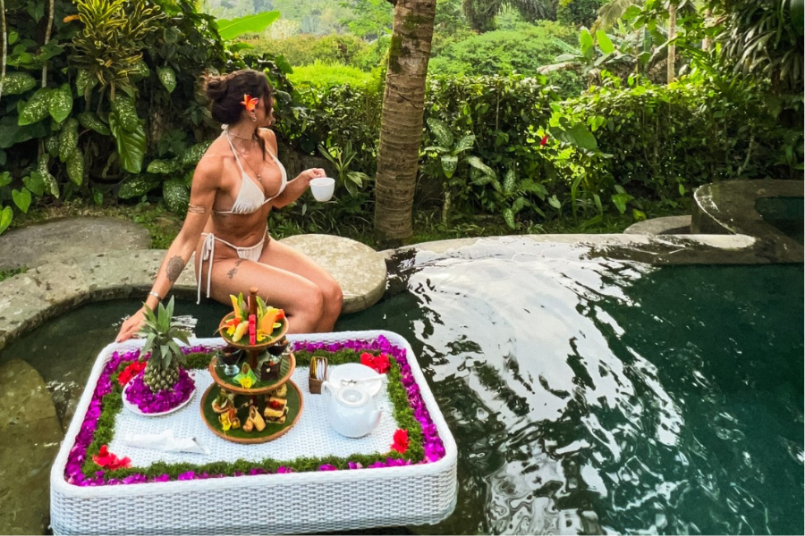 Floating Afternoon tea