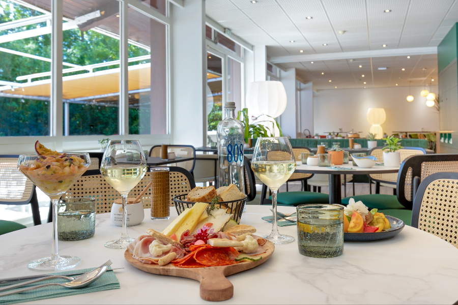 BISTRO AUGUSTIN