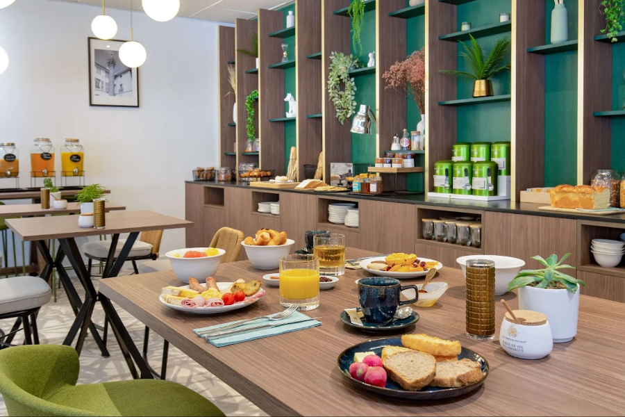 BISTRO AUGUSTIN