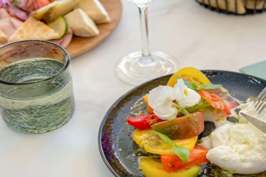 BISTRO AUGUSTIN