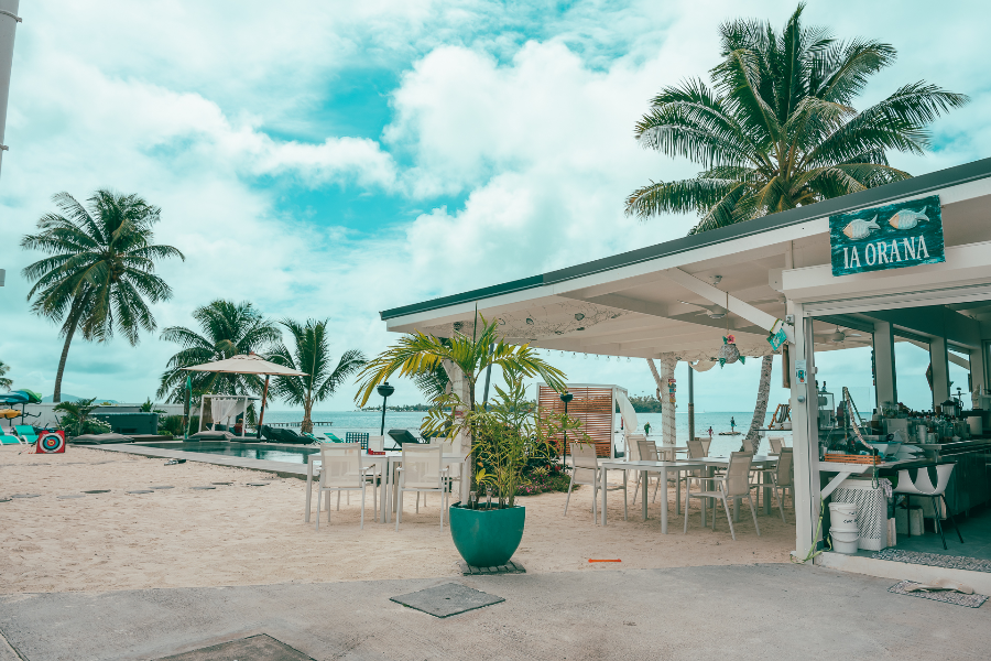 Notre espace restaurant pour les petits déjeuners et repas - ©pension Irivai