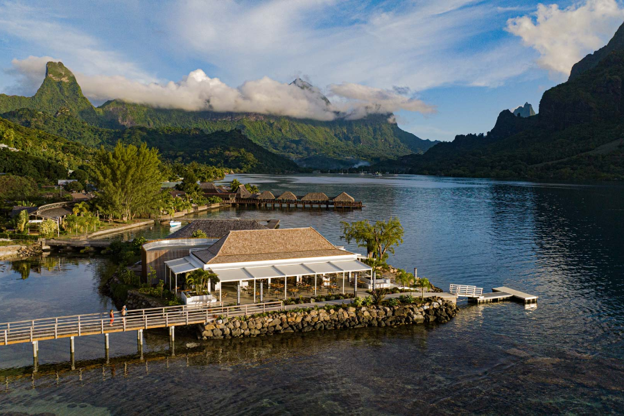 AERIAL COOKS BAY HOTEL SUITES MOOREA (18) - ©LIONAILES