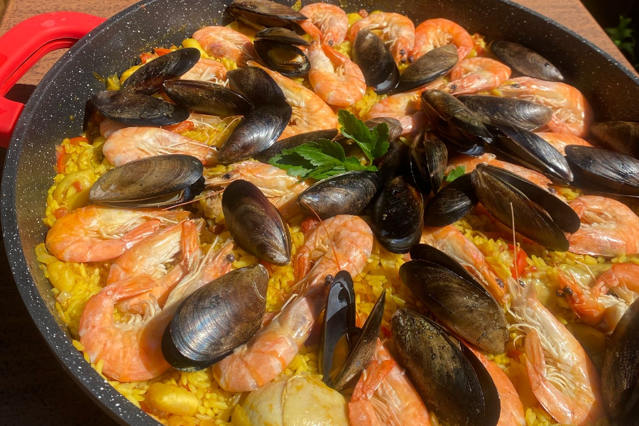 Notre paëlla fait maison