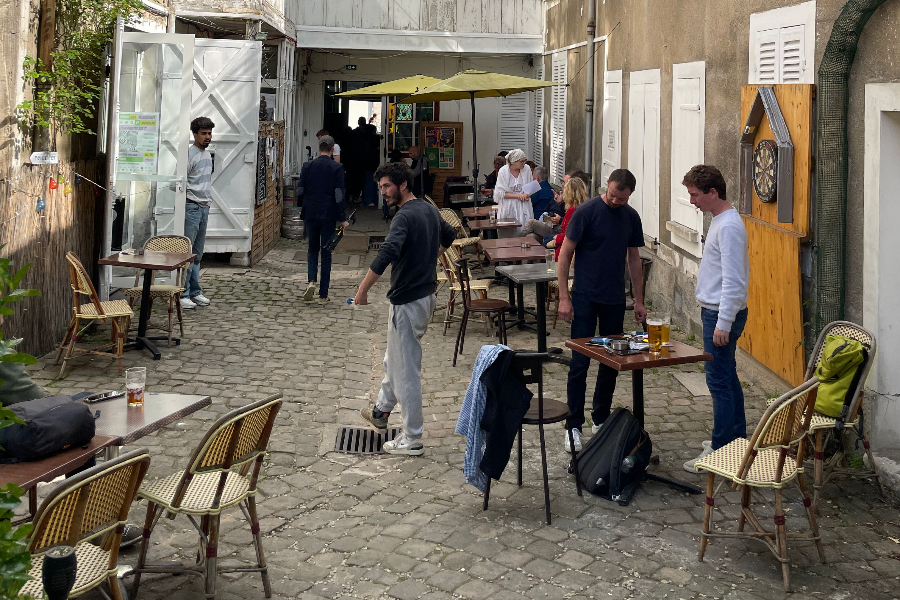 Notre cour extérieur