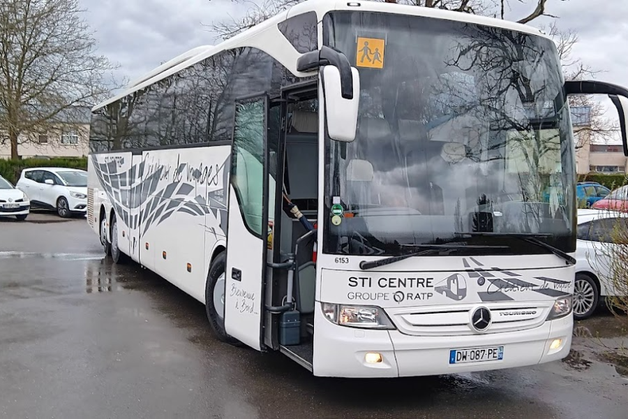 SOCIÉTÉ DES TRANSPORTS INTERURBAINS STI CENTRE