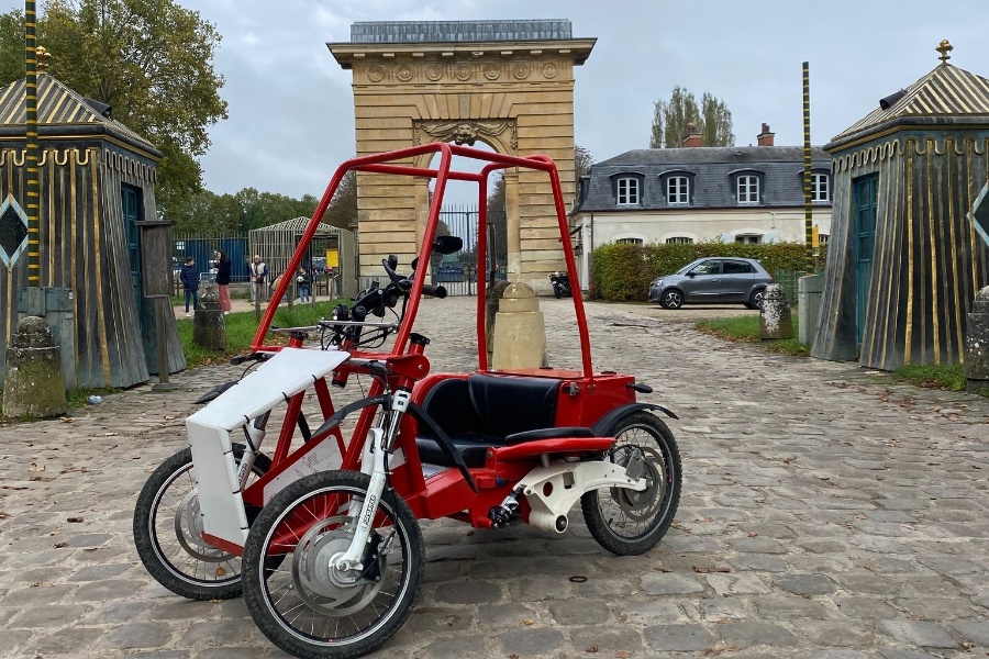 Un véhicule 4 roues PMR