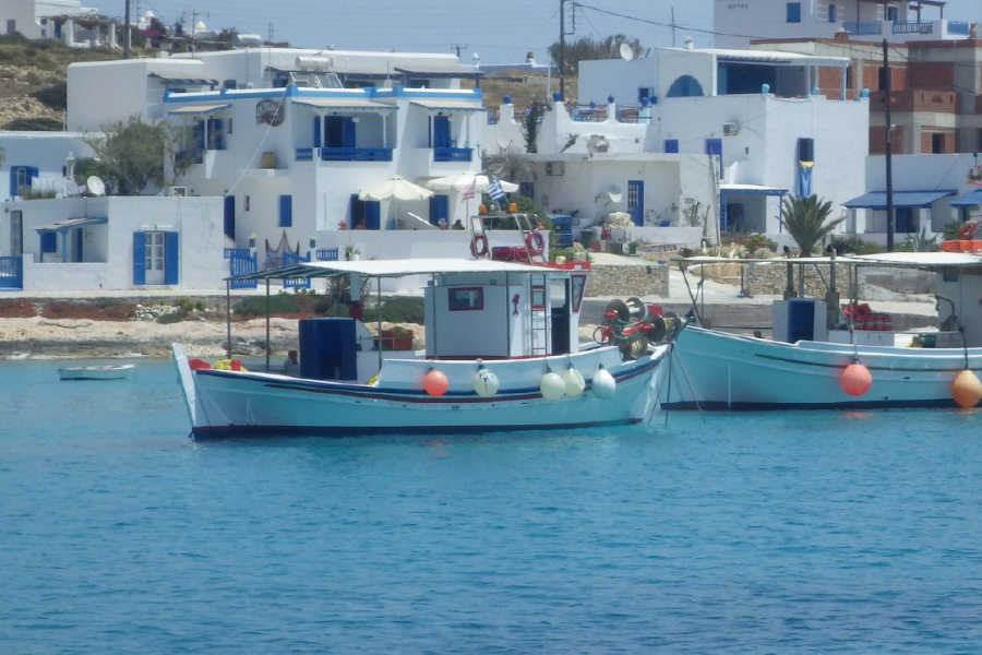  - ©NAXOS SAILING TOURS