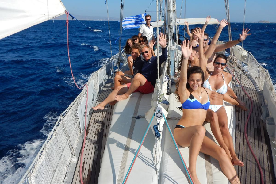  - ©NAXOS SAILING TOURS