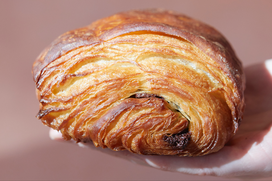 Pain Au Chocolat / Chocolatine