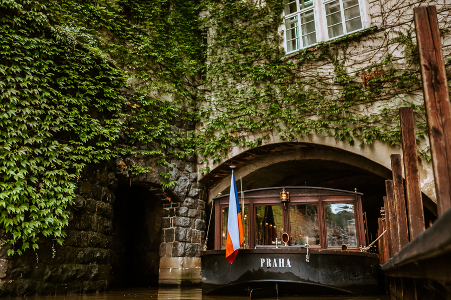 Prague Venice Boat - ©Prague Venice Boat