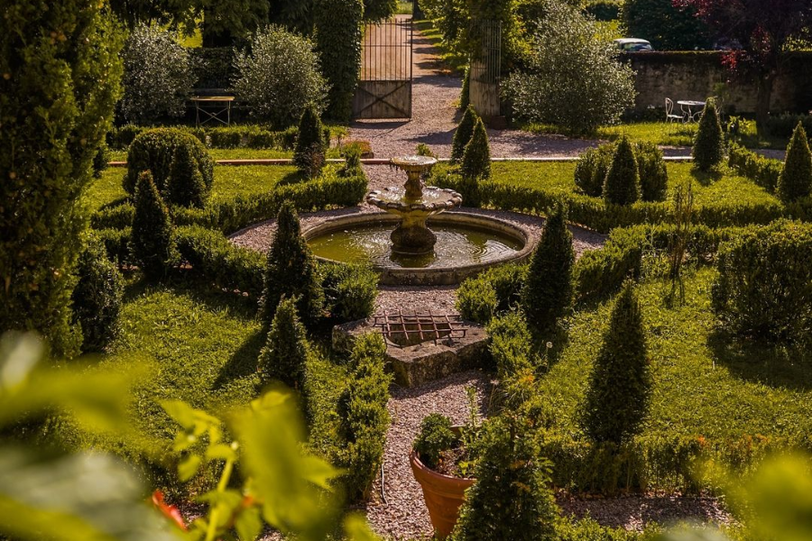  - ©CHÂTEAU DE MONTCHOISY