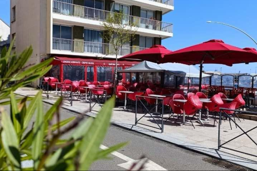 la plus grande terrasse de Cherbourg