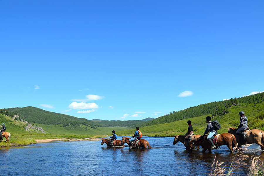 Mongolian dot travel - ©Mongolian dot travel