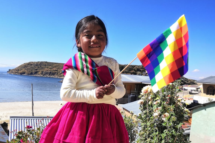 Niña Lac Titicaca Ile du soleil La Paz Bolivie - ©Mundo Quechua