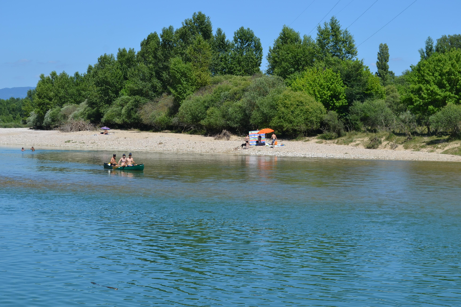 - - ©CAMPING LES PLAGES DE L'AIN