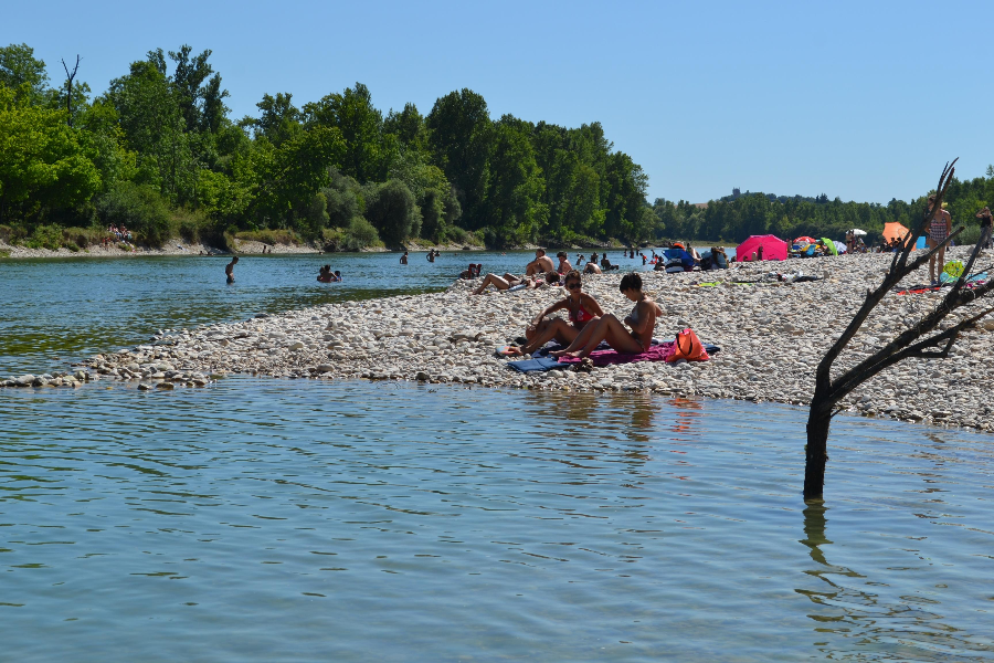 - - ©CAMPING LES PLAGES DE L'AIN