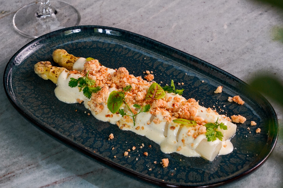 Entrée du jour, asperges