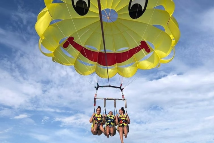 PARACHUTE SABLAIS